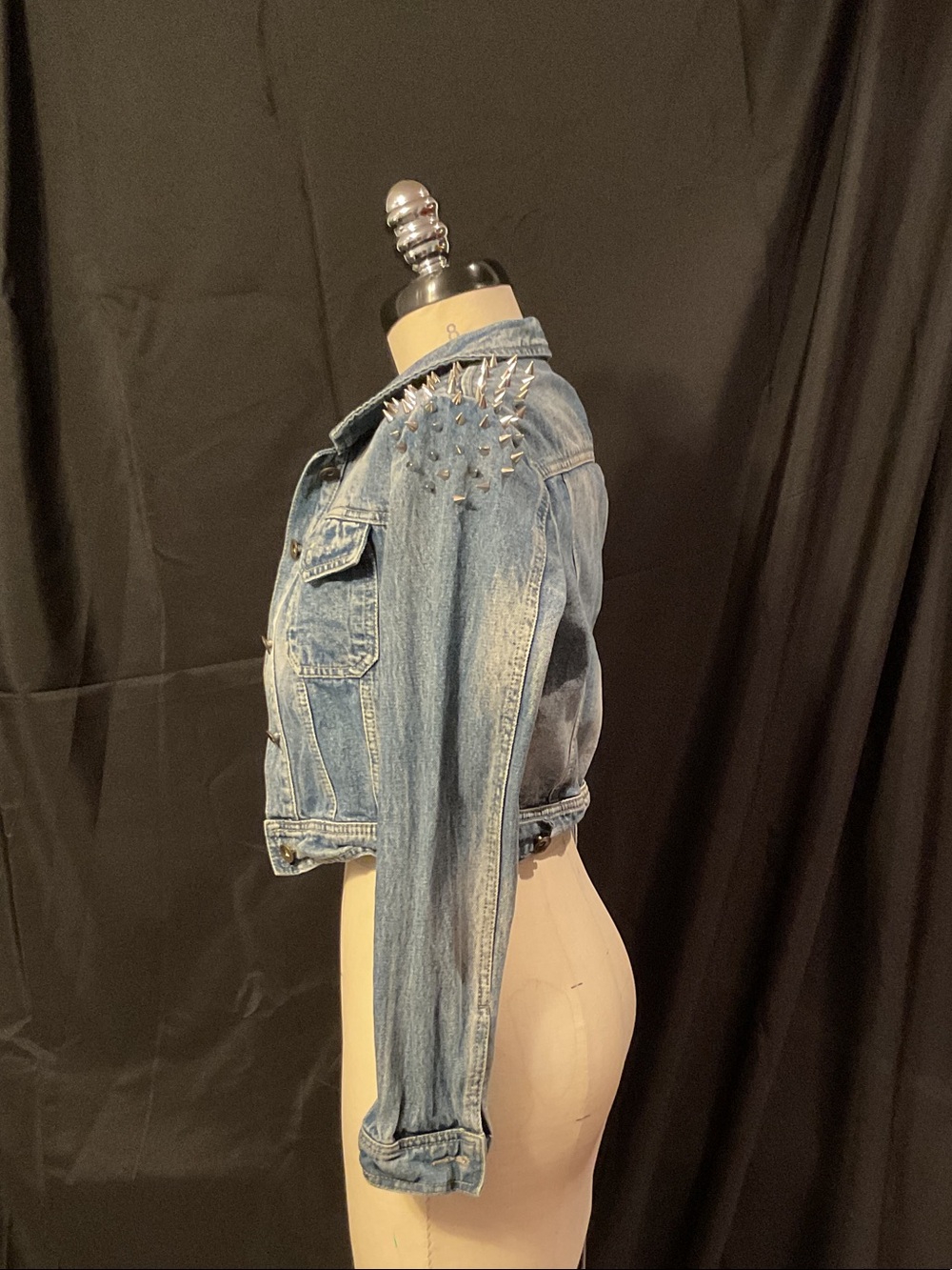 Studded Light Wash Denim Crop Jacket - Blue - Picture 4 of 5